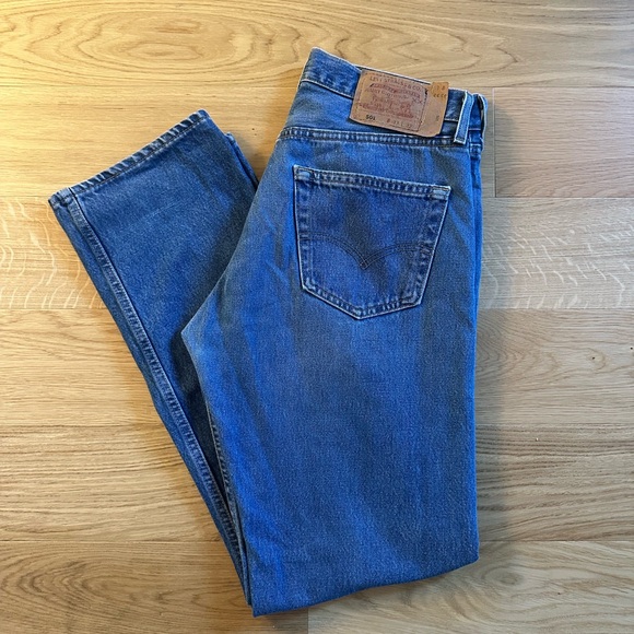 VTG 90s Levi’s 501 Denim Jeans Button Fly Made In USA 31x31 Medium Wash - Picture 1 of 9